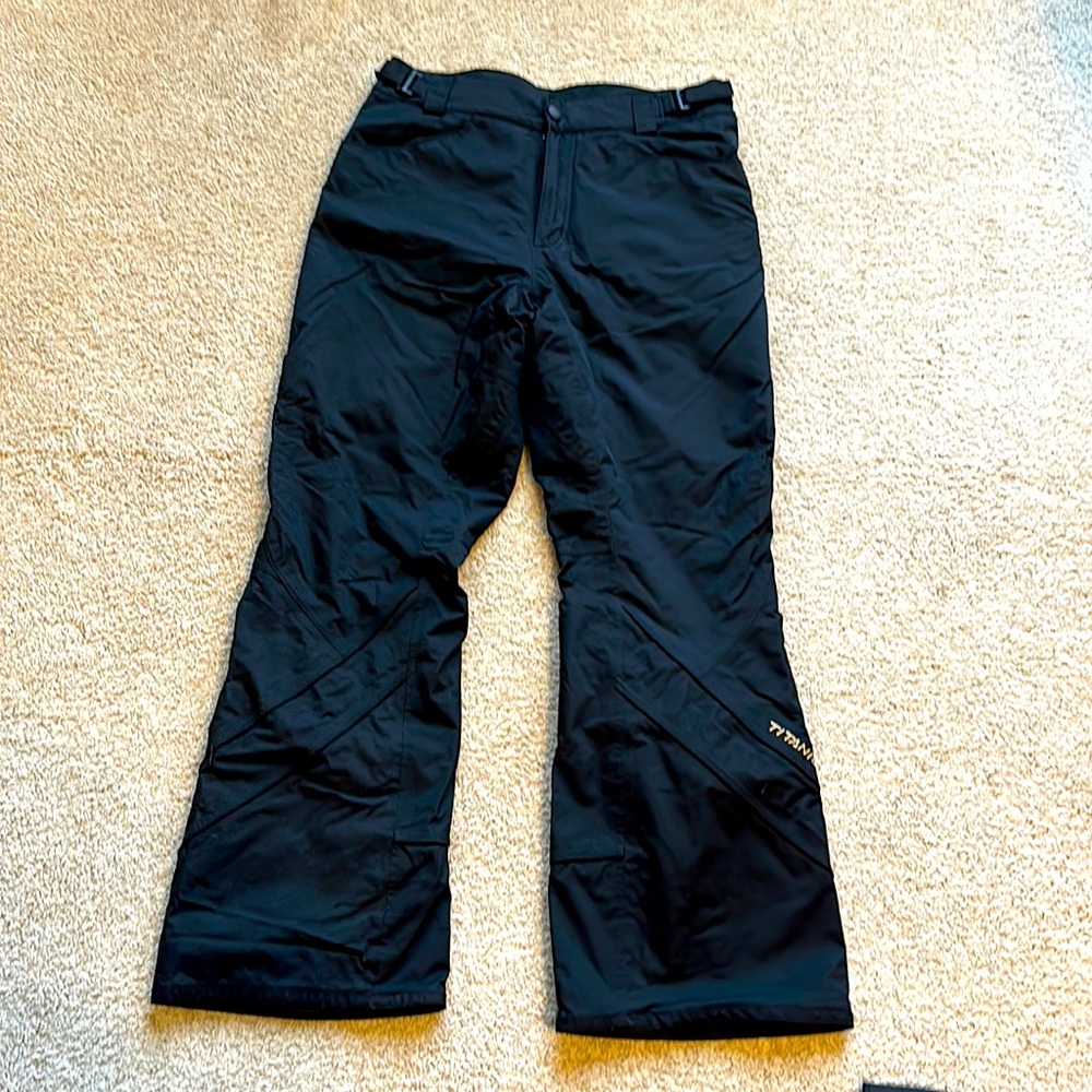 Columbia women’s titanium Omni tech waterproof snow pants size L